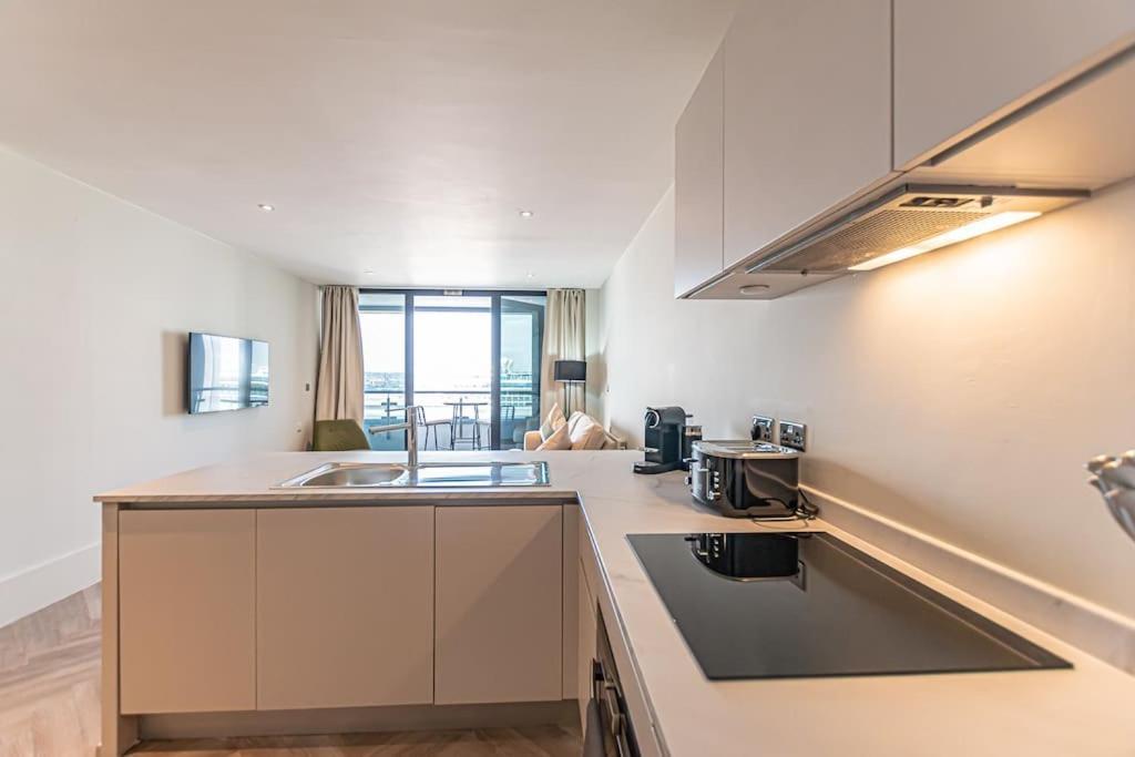 Apartment Open Balconey River View! Wow Liverpool